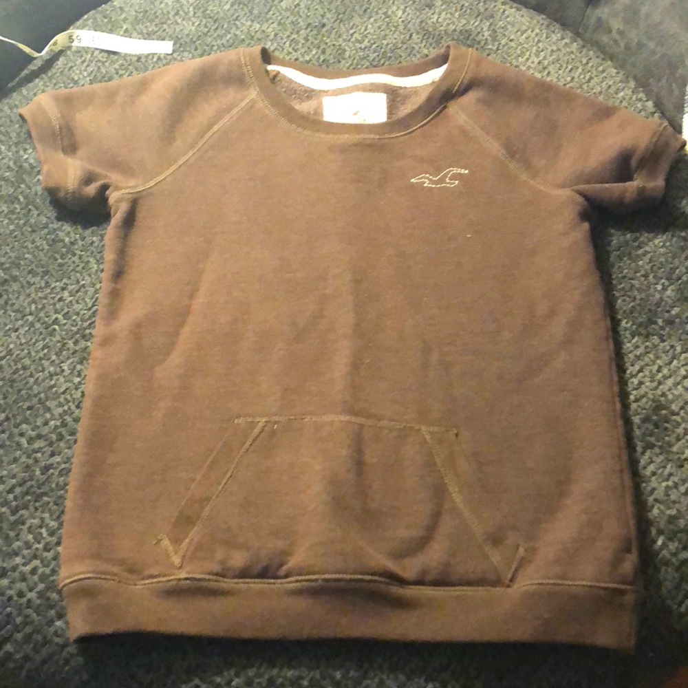 🎉 4 for $20 Hollister short sleeve sweatshirt